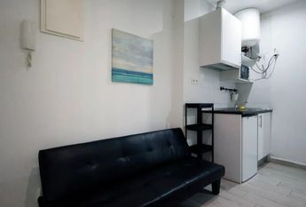 Calle de Rodrigo Uhagón, Madrid, Community of Madrid 28026