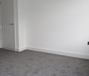 Keighley Road - Photo 4