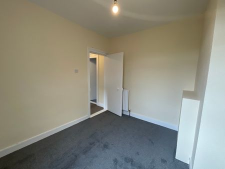 146 Donegall Avenue, Belfast, BT12 6LY - Photo 3