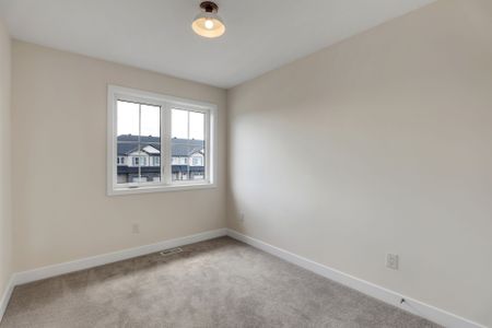 For Lease - 91 Staples Boulevard, Smiths Falls, Ontario - Photo 3