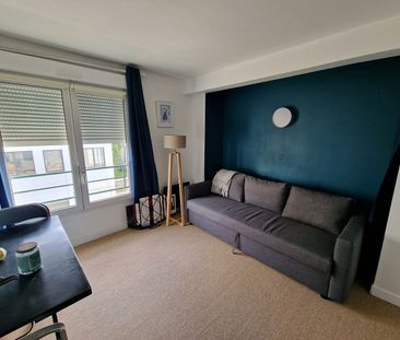 A LOUER AU CENTRE VILLE - STUDIO MEUBLE 18.61M² - Photo 1