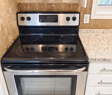 For Lease - 575 Third Line Unit# Main, Oakville, Ontario - Photo 4