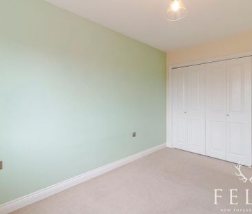 3 bedroom terraced house to rent - Photo 5