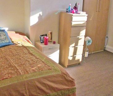 1 bedroom in a house share to rent - Photo 6