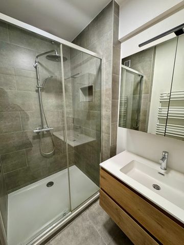 Licht appartement in rustige wijk Brussel - Photo 3