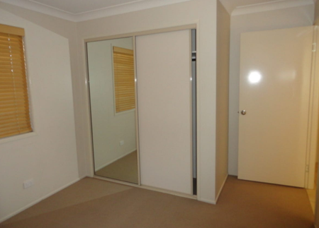 Private Eastside Unit in Secured Gated Complex - Photo 5