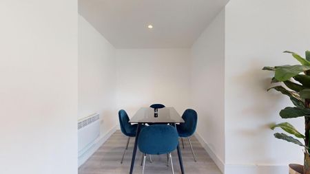 2 bedroom flat to rent - Photo 2