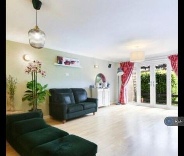 2 bedroom maisonette to rent - Photo 1