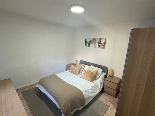 Calle Segismundo Moret, Málaga, Andalusia 29011 - Photo 1