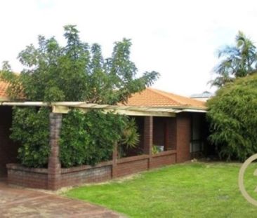 Perfectly Located Charming 3 Bedroom Property - Photo 2