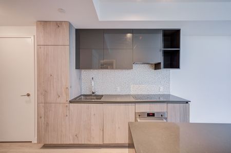 For Lease - 1 Yorkville Avenue Unit# 5003, Toronto, Ontario - Photo 3