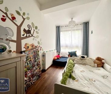 Location Appartement 4 pièces 75m² LE CHESNAY 78150 - Photo 3