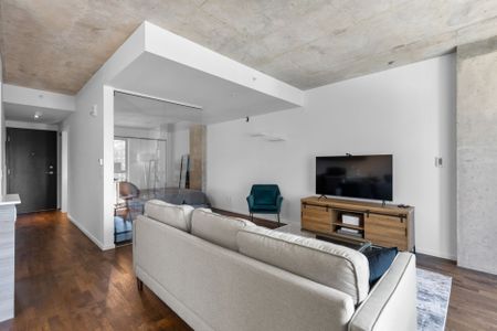 Condo for rent, Montréal (Le Sud-Ouest) - Photo 2
