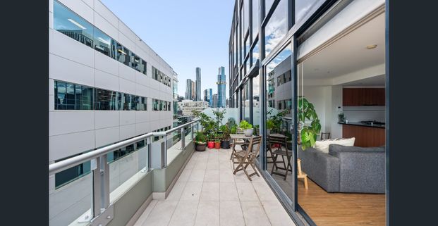 Spectacular Entertainers Penthouse - Photo 1