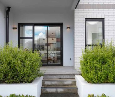 Great property garage carpark! - Photo 4