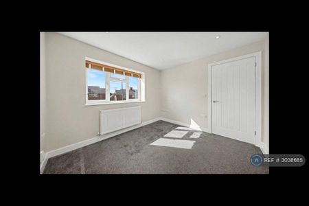 2 bedroom detached house to rent - Photo 4