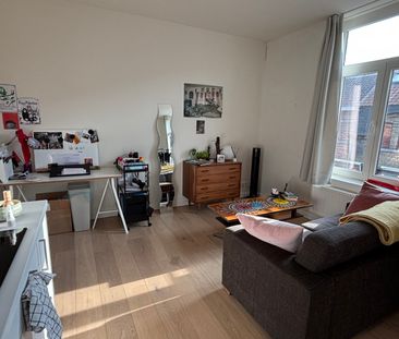 - GENT - Lichtrijke studio nabij Rabot - Photo 3
