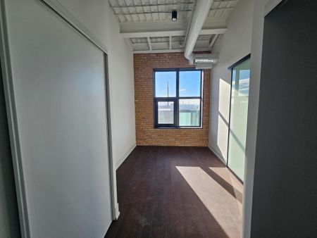 For Lease - 150 Logan Avenue Unit# 702, Toronto, Ontario - Photo 3