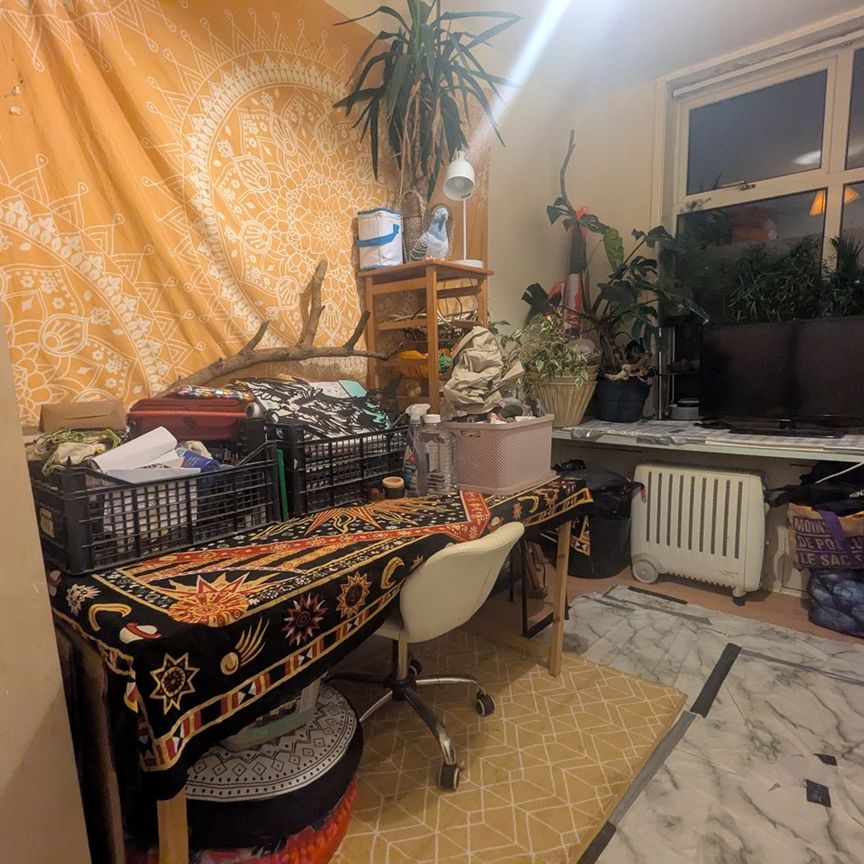 Room in a Shared House, Manchester, M14 - Photo 1