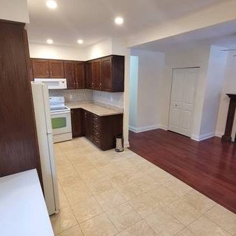 St Clair Ave W. & Oakwood Apartment For Rent - Photo 3