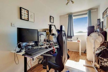 Porchester Mead, Beckenham, BR3 - Photo 5