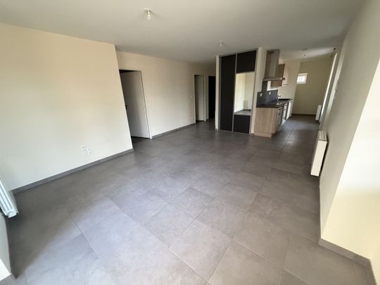 Location Appartement 4 pièces 72m² PONT DE VAUX 01190 - Photo 1