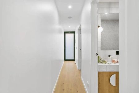 “Refined Urban Living” - Photo 4