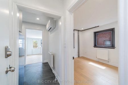 69 Oakwood Avenue #2 - Photo 3