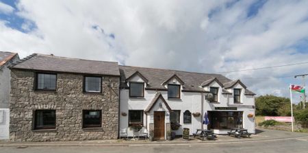 High Road, Llanddona - Photo 3