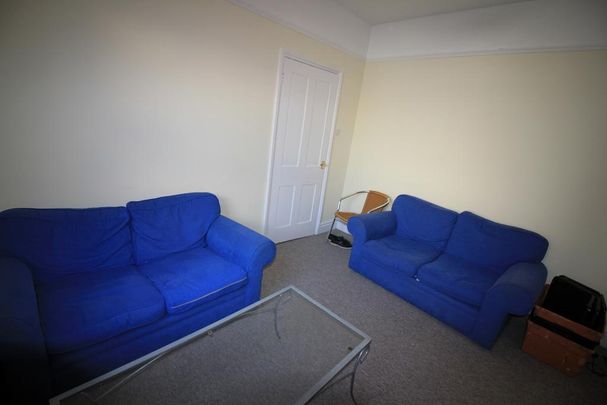 4 bedroom terraced house to rent - Photo 1