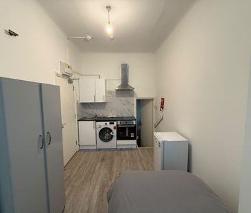 Studio Flat, Teignmouth Road, NW2 - Photo 5