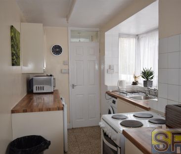 Leek Road, Stoke-on-Trent - Photo 1