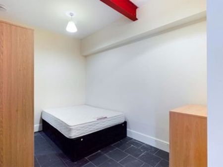 Derby Street, Ormskirk - Photo 2