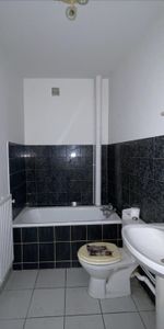 Location Appartement 2 pièces 46m² - Photo 3