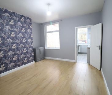 2 bedroom terraced house to rent - Photo 6