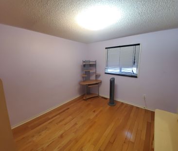 For Lease - 152 Binder Twine Trail, Brampton, Ontario - Photo 2