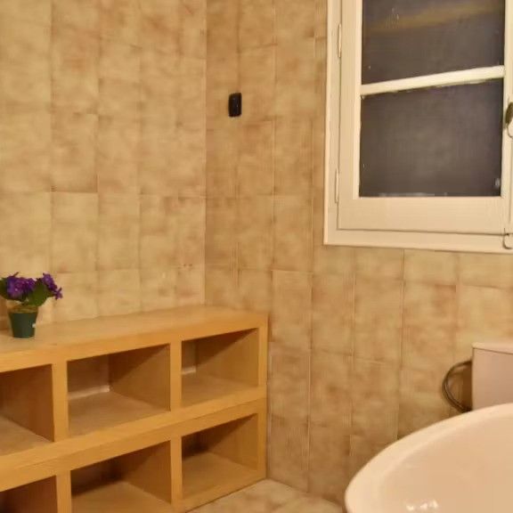 Gran Via de Ramón y Cajal, Valencia, Valencian Community 46007 - Photo 2