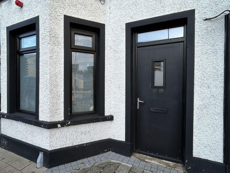 23 Main Street Bellaghy, Magherafelt, Derry, BT45 8HT - Photo 2