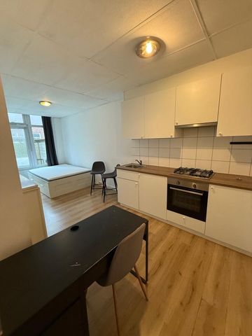 Te huur: Appartement Randweg in Rotterdam - Photo 5