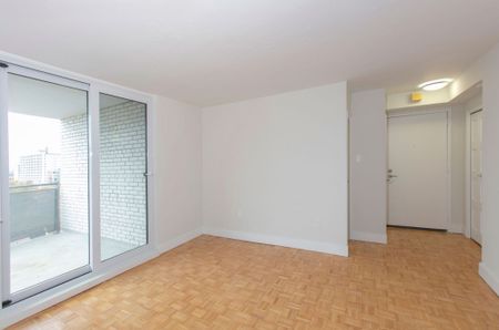 For Lease - 485 Huron Street Unit# 402, Toronto, Ontario - Photo 4