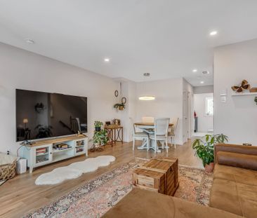 For Lease - 184 BRISTON Private, Hunt Club - South Keys and Area, O... - Photo 2