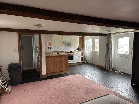 1 bedroom flat to rent - Photo 1