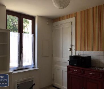 Location Appartement 1 pièce 29m² BOURG EN BRESSE 01000 - Photo 2