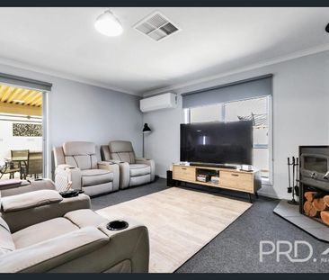 LOW MAINTENANCE, NEAT AS A PIN - Photo 2