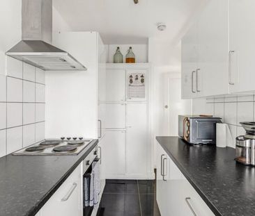 2 Bedroom Apartment To Let - Photo 3