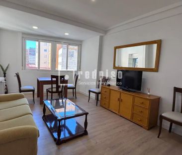 Piso de alquiler en De Francisco Abril, Adelfas - Photo 1