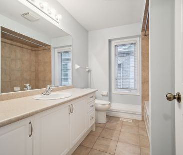 For Lease - 2097 Tovell Drive, Oakville, Ontario - Photo 5