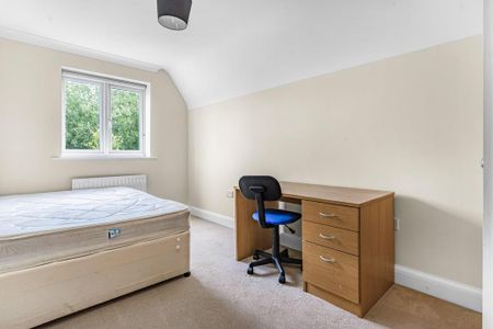 6 bedroom townhouse to rent - Photo 5