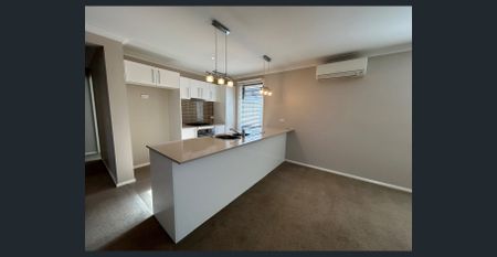 Spacious 3-Bedroom Home in a Quiet Location! - Photo 4