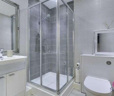 Royal Engineers Way, Mill Hill East, NW7 - Photo 1